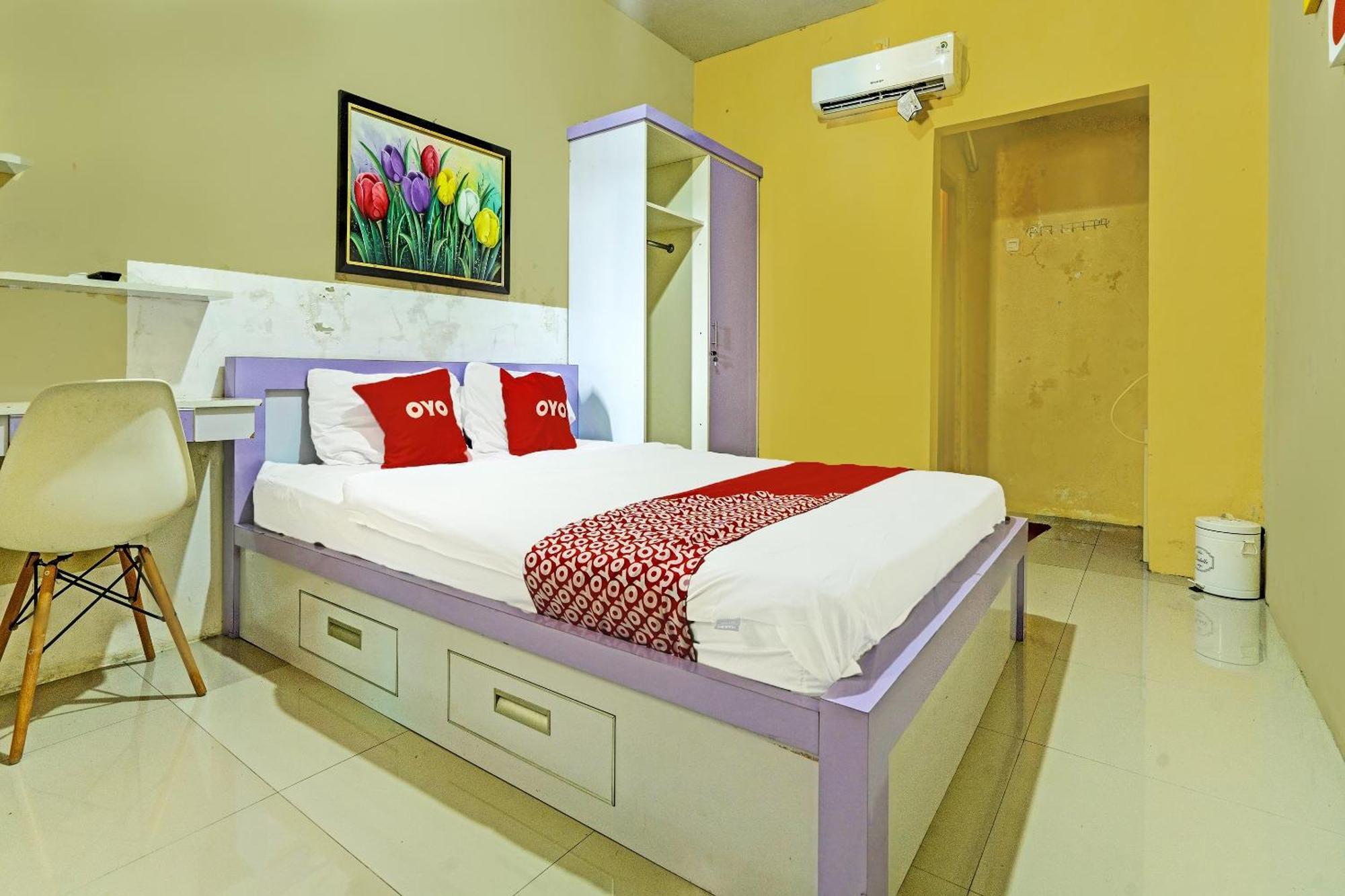 Pondokan Cempaka Cirebon RedPartner Luaran gambar